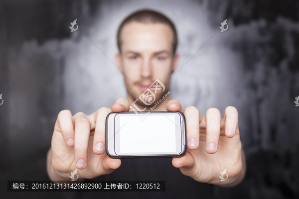 智能手機顯示在焦點！