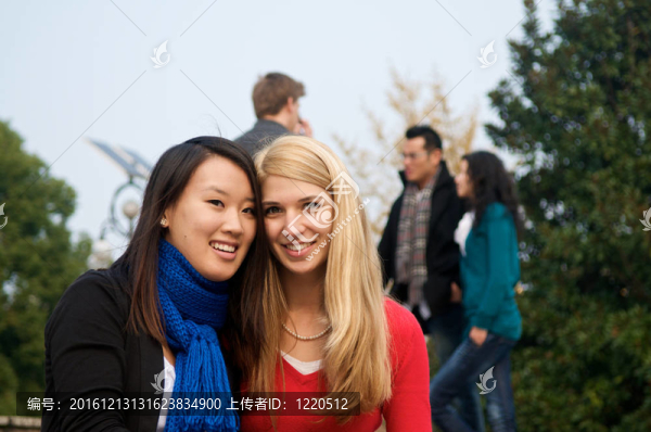 女學(xué)生的朋友