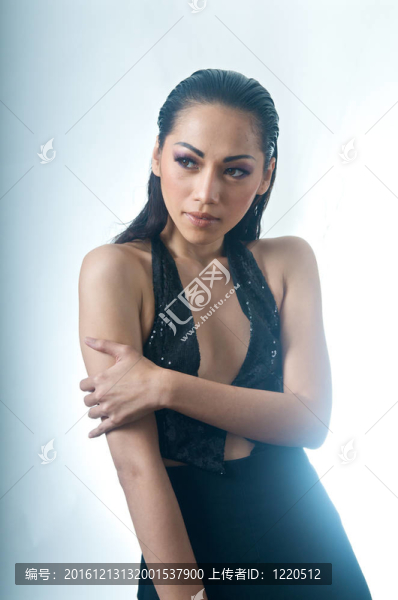 提出的亞洲女人