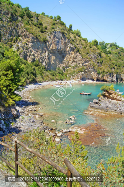 海上巖石