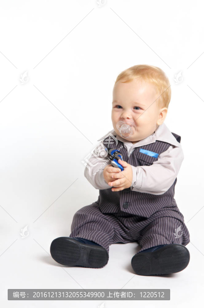 正式的嬰兒