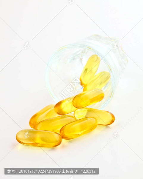 白背景玻璃中的維生素