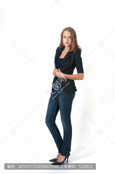 穿西裝的女人