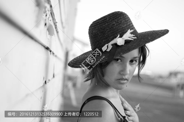 戴帽子的漂亮的多模型