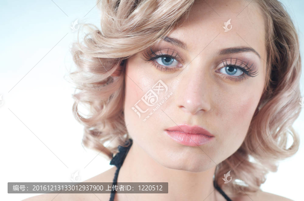 白人女子特寫