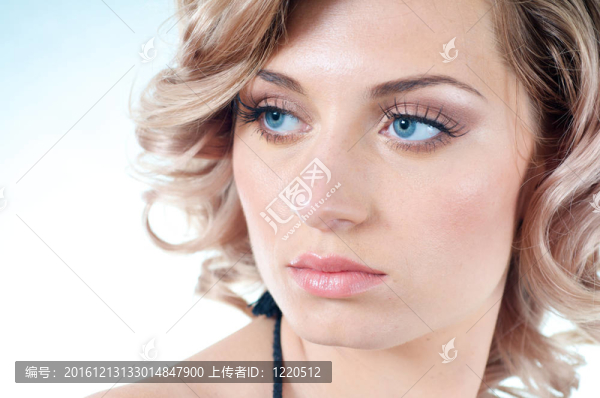 白人女子特寫