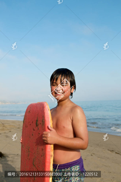 沖浪板男孩