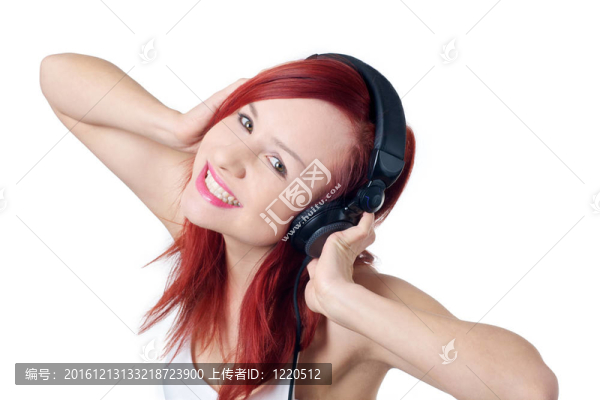 美女欣賞音樂(lè)