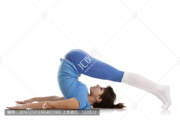 練習(xí)瑜伽的女孩形象