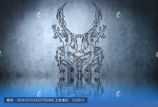 在藍(lán)色墻壁上形成部落紋身