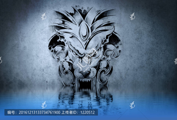 石像鬼紋身中的水藍(lán)色的墻壁的反射