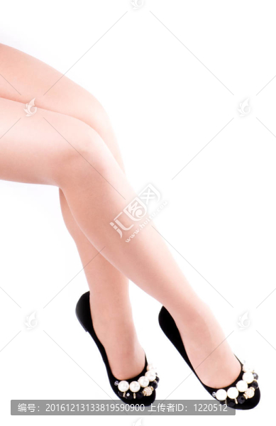 性感的女人的腳在鞋