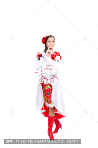 穿傳統(tǒng)衣服的女孩