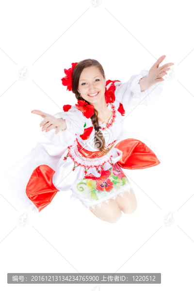 穿傳統(tǒng)衣服的女孩