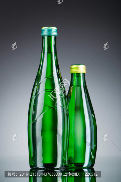 水瓶作為健康飲品的概念