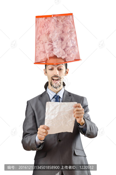 滿是廢紙的人