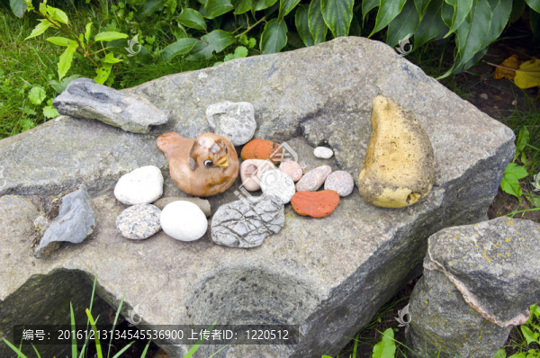 復(fù)古復(fù)古石石花園圖鳥