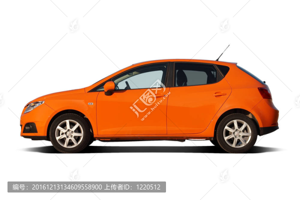 亮橙色的緊湊型家庭轎車