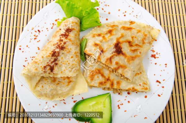 盤子里有美味的煎餅