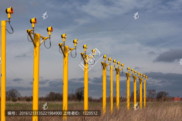 機(jī)場進(jìn)場著陸燈