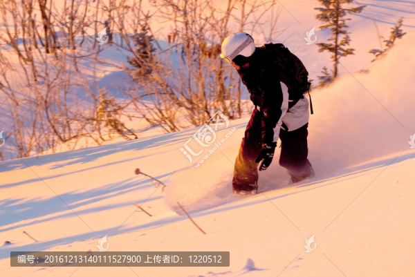 自由式滑雪在西伯利亞滑雪