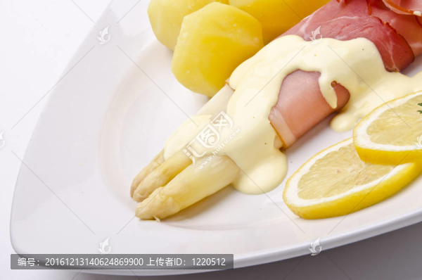 蘆筍；火腿和荷蘭醬