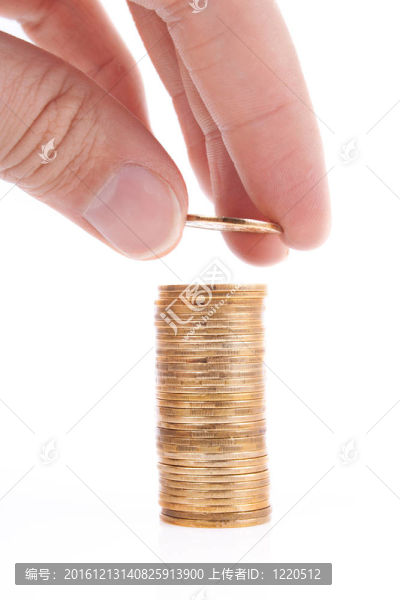 帶有反射和硬幣分離手的金幣堆