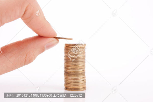 帶有反射和硬幣分離手的金幣堆