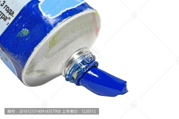 白底藍油漆