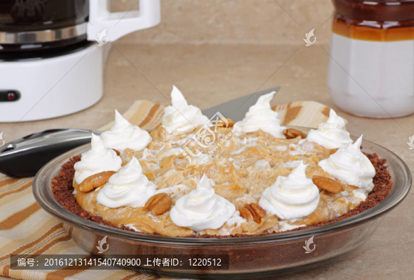 全花生奶油派