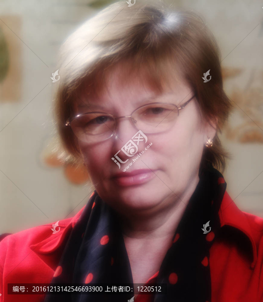 年長的女士