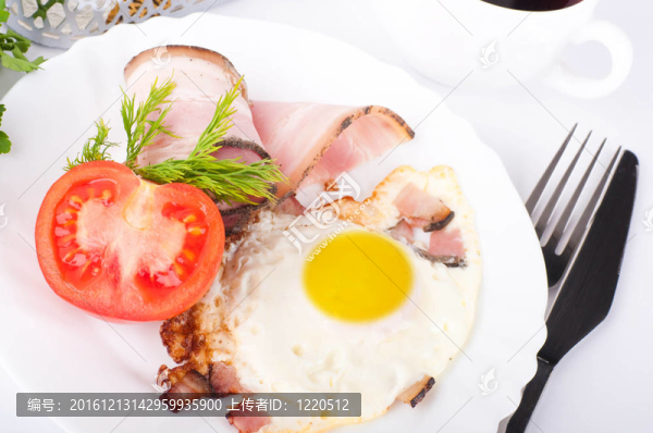 咸肉煎蛋；營養(yǎng)早餐