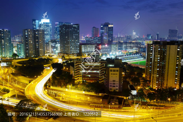 在香港市中心的夜晚