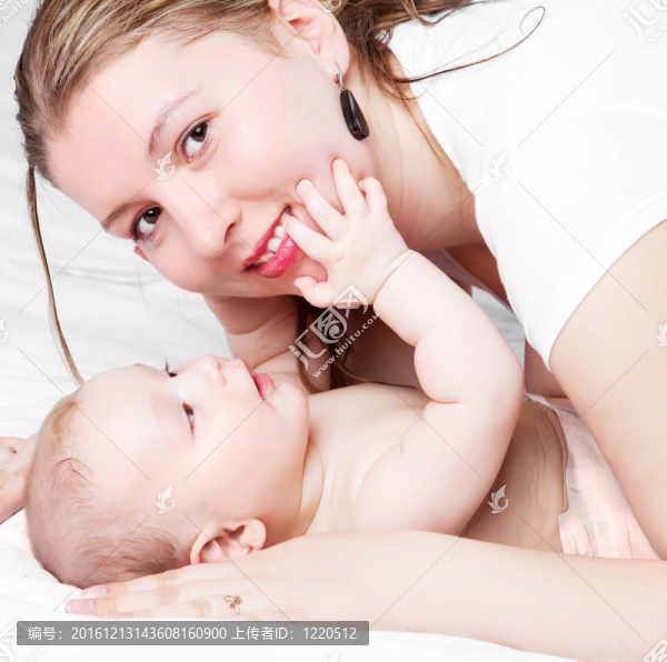 母親和嬰兒