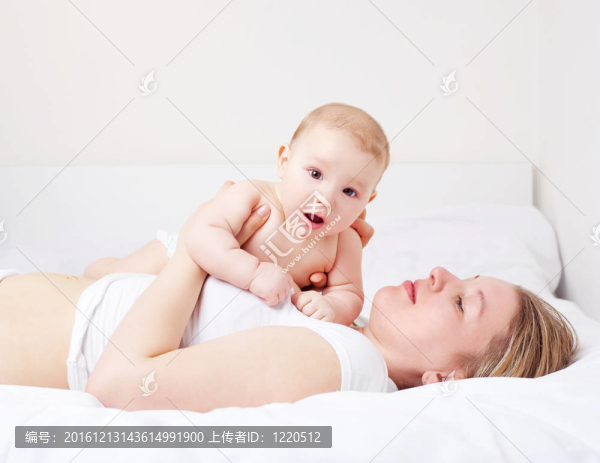 母親和嬰兒