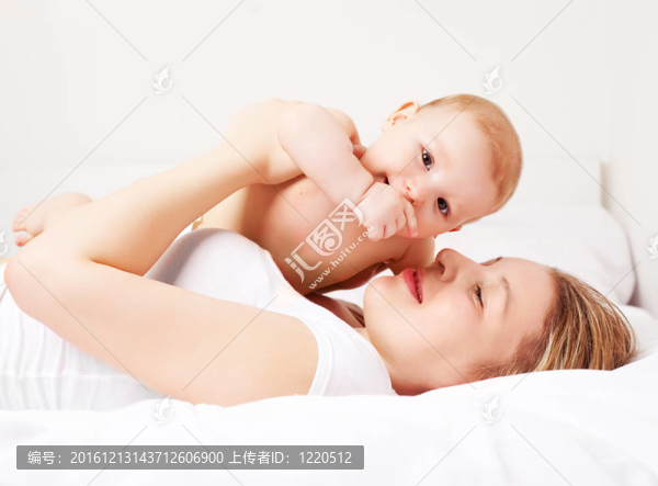 母親和嬰兒