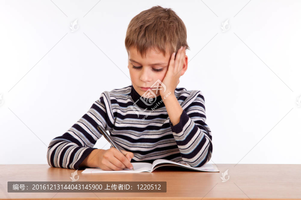 可愛(ài)的男生寫(xiě)的
