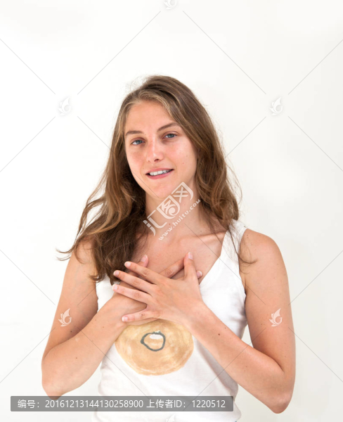 驚訝的年輕女子
