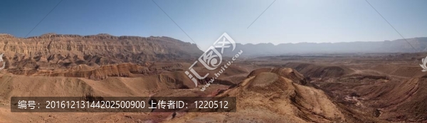 在小坑景區(qū)的沙漠景觀（Makhtesh,Katan）在以色列的內(nèi)蓋夫沙漠