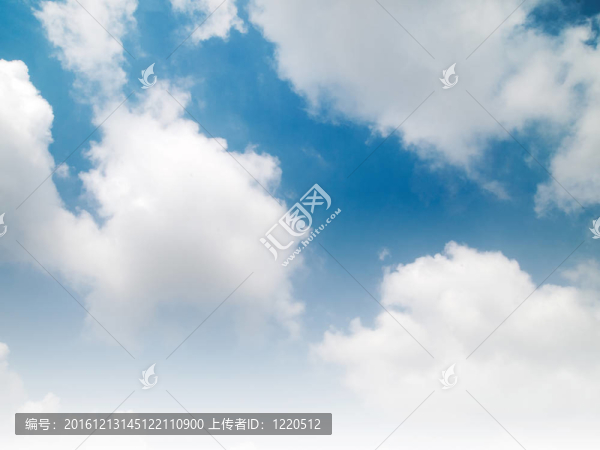 明亮的藍(lán)色天空