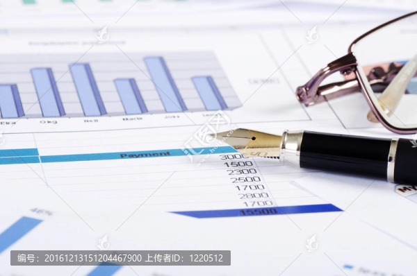 圖表；圖表；業(yè)務(wù)表。商業(yè)人士的工作場所。