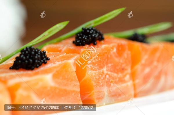 鮭魚片