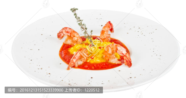 蝦飯板配上新鮮的香菜和奶酪。