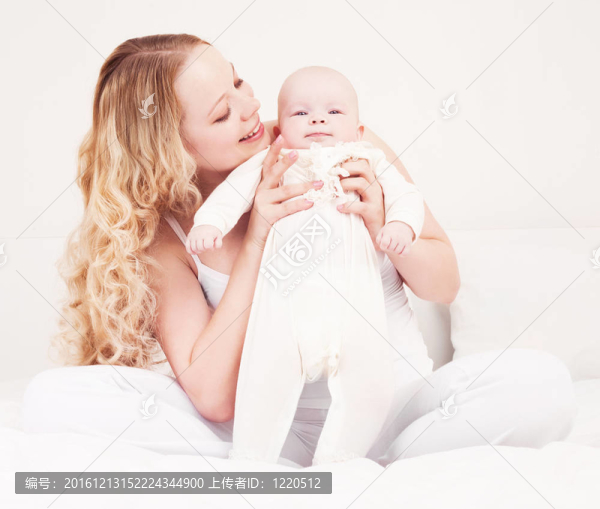 母親和嬰兒