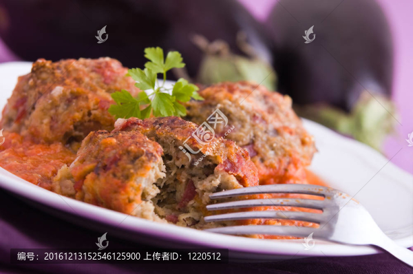 茄子肉丸子。