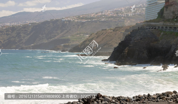 海灘的浪