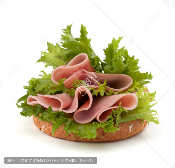 健康三明治配蔬菜和煙熏火腿