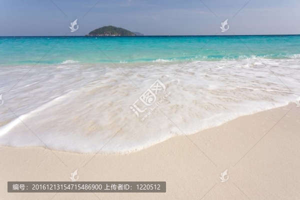 純熱帶海灘