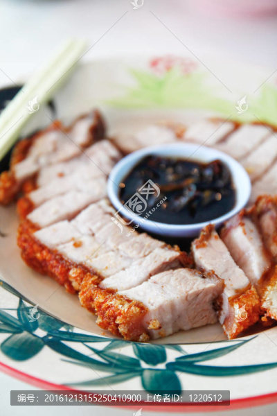 中國去骨切片烤豬肉皮酥炸豬肉