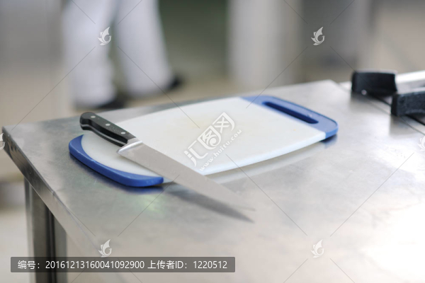 刀在廚房